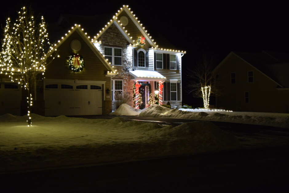 Brockport, NY Christmas Light Installation Service Request a Free