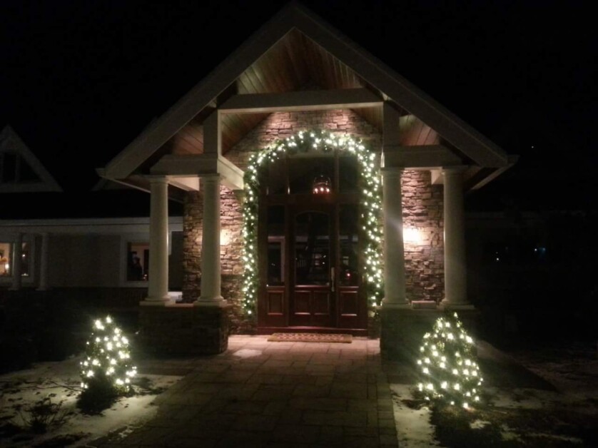 Ogden, NY Christmas Light Installation Service Request a Free Quote